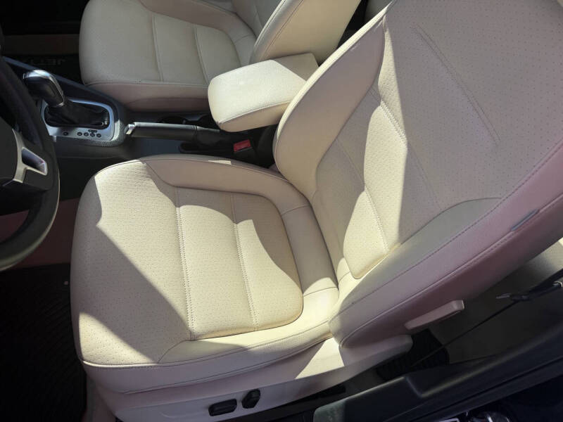 2014 Volkswagen Jetta Hybrid SEL