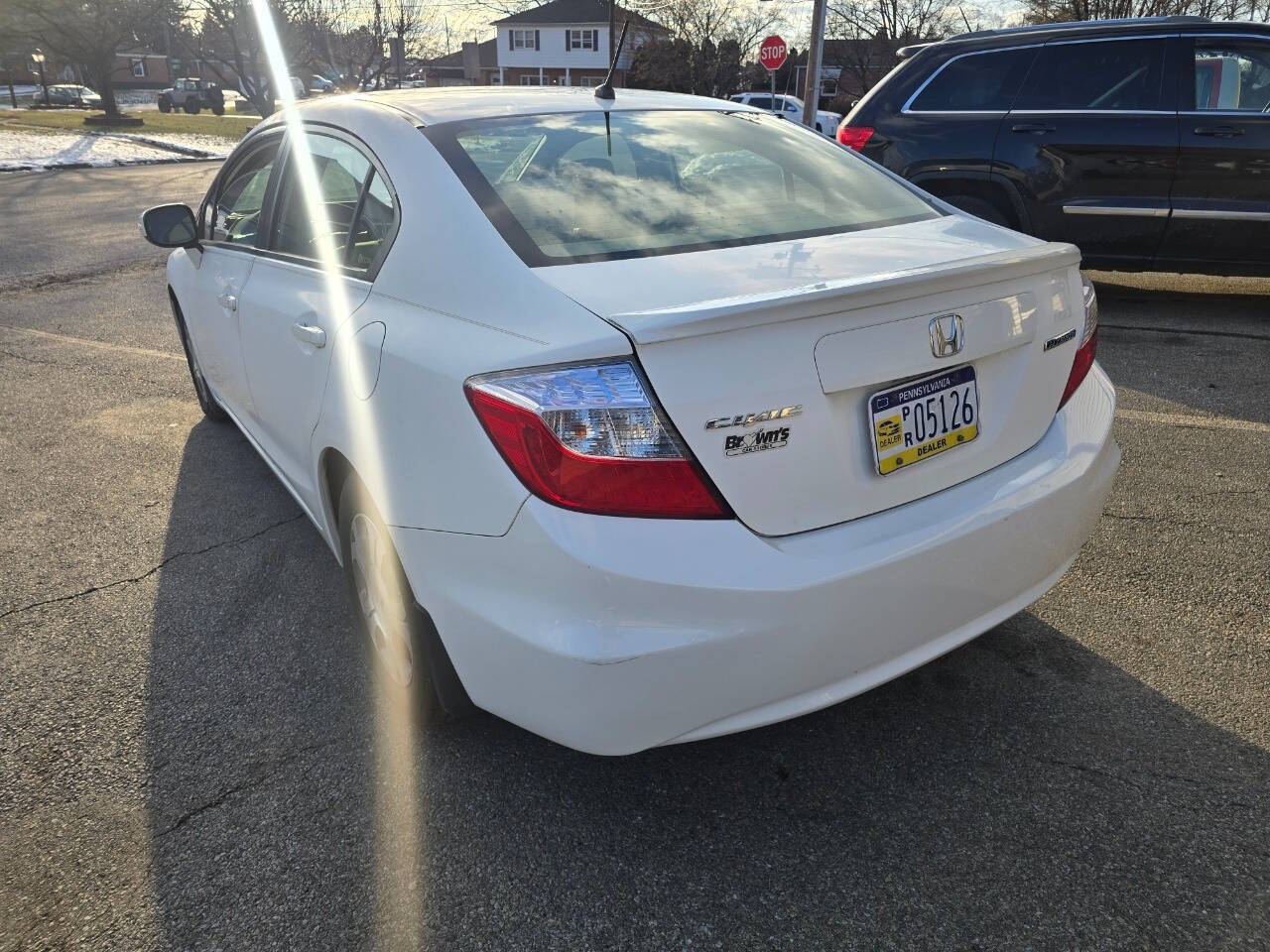 2012 Honda Civic for sale at QUEENSGATE AUTO SALES in York, PA