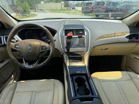 2013 Lincoln MKZ