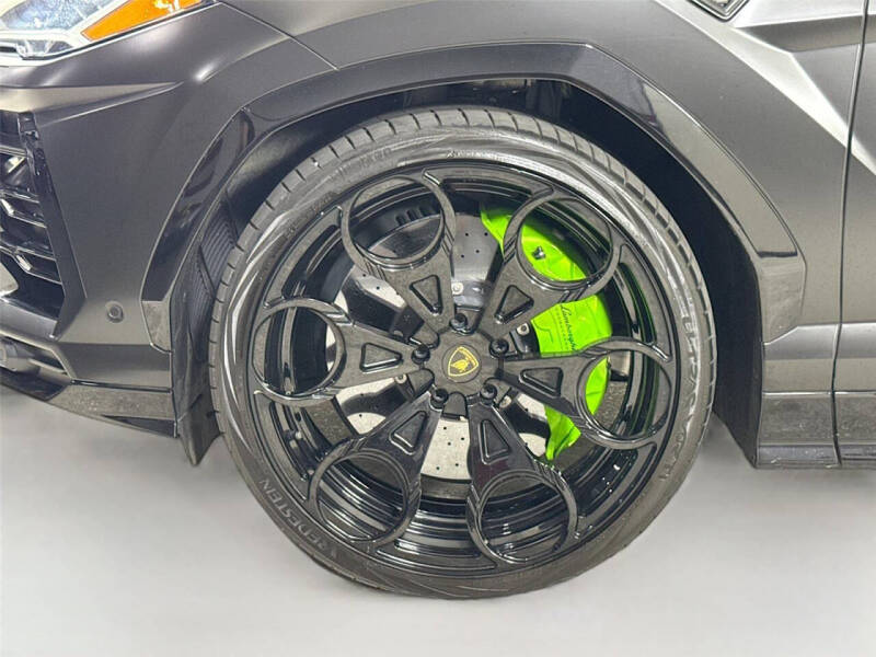 2022 Lamborghini Urus