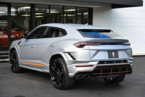 2023 Lamborghini Urus S