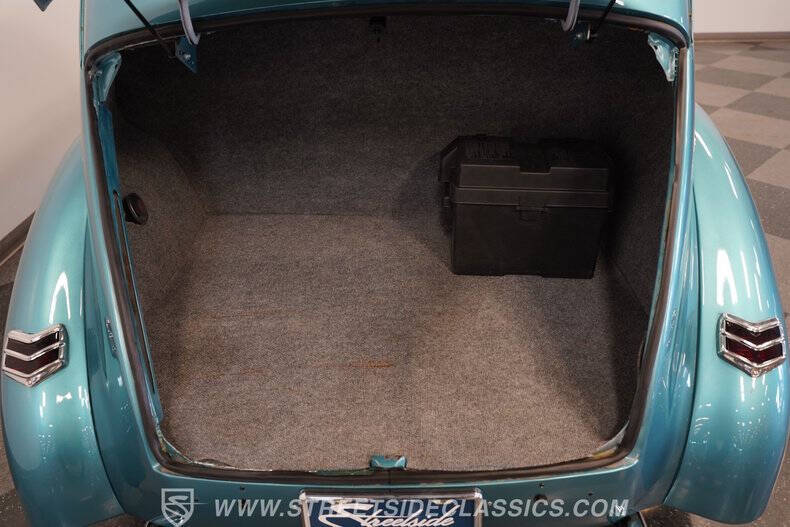 1940 Ford Deluxe