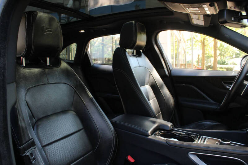 2017 Jaguar F-PACE S