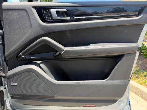 2020 Porsche Cayenne