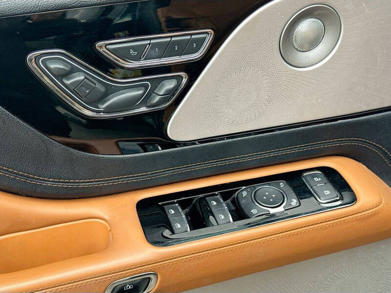 2020 Lincoln Aviator Black Label