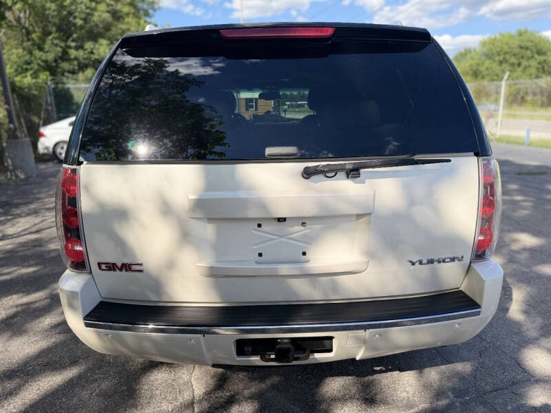 2013 GMC Yukon Denali