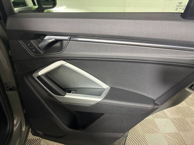 2021 Audi Q3 quattro S line Premium 45 TFSI