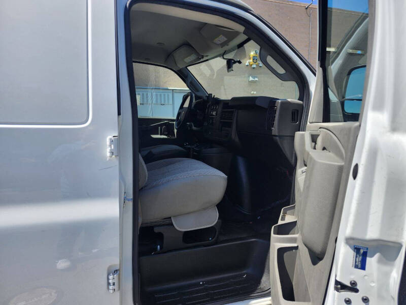 2019 Chevrolet Express 2500
