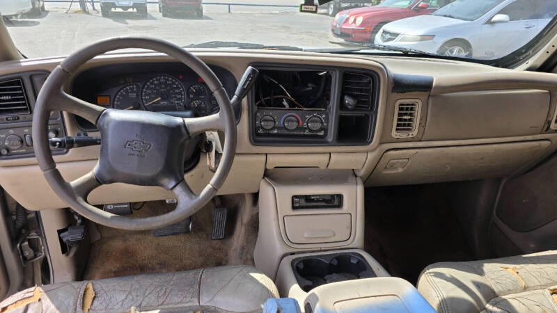 2002 Chevrolet Tahoe LS