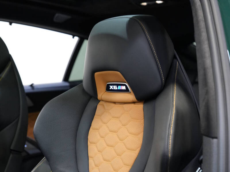 2023 BMW X6 M