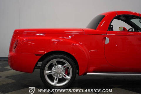 2004 Chevrolet SSR LS