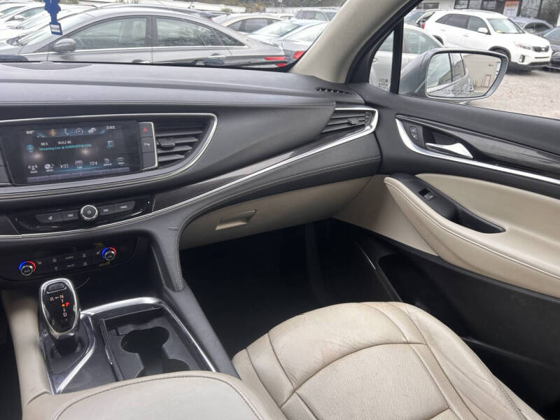 2018 Buick Enclave Essence