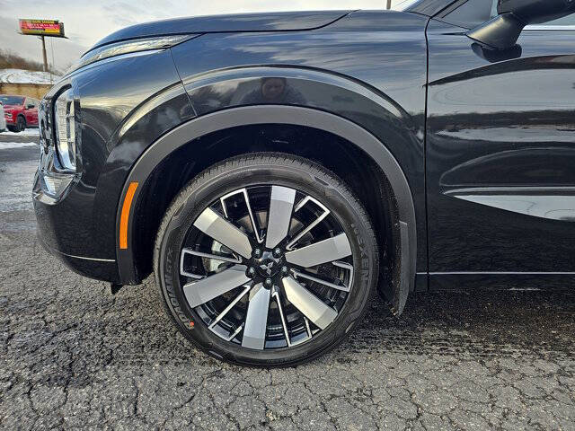 2026 Mitsubishi Outlander SEL