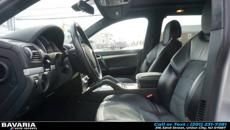 2009 Porsche Cayenne GTS Tiptronic