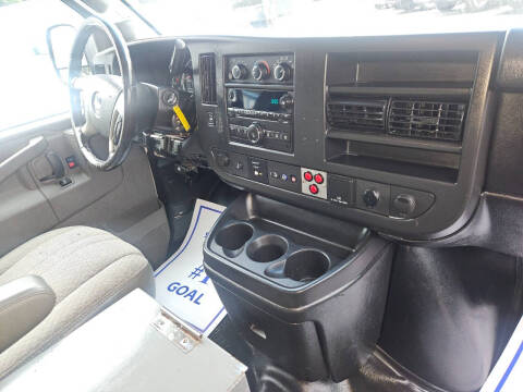 2016 Chevrolet Express 2500