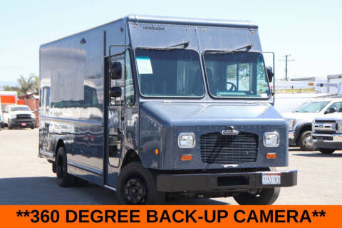 2021 Freightliner MT45 Chassis