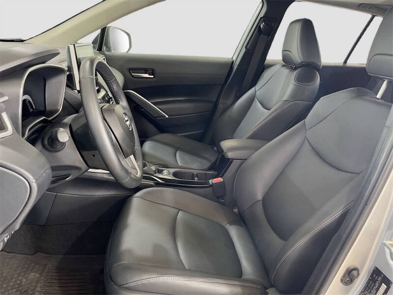 2024 Toyota Corolla Cross XLE