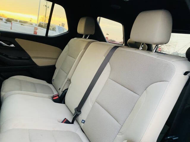 2022 Chevrolet Traverse LS