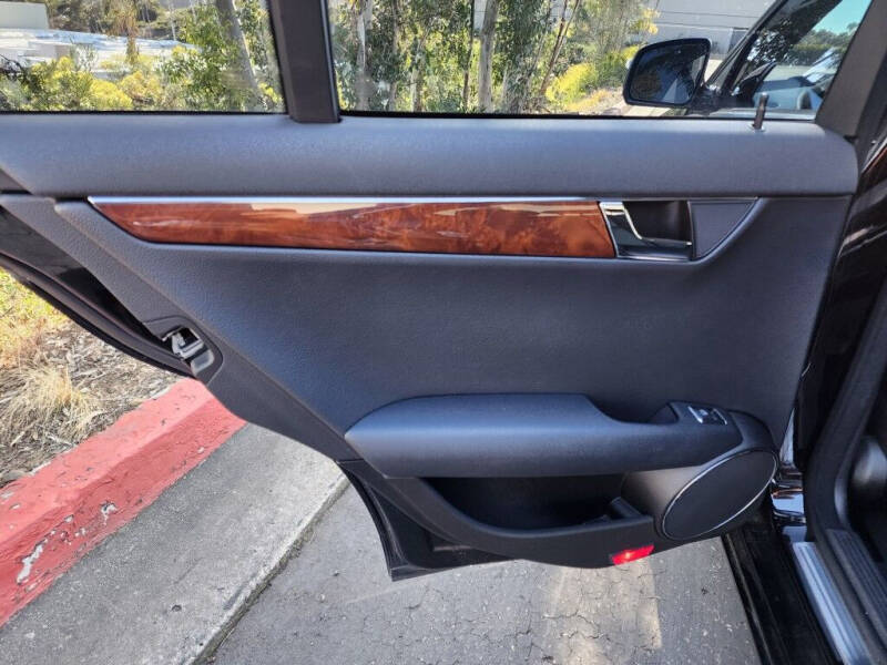 2009 Mercedes-Benz C-Class