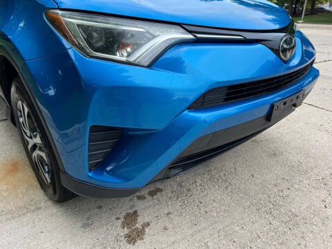2018 Toyota RAV4 LE