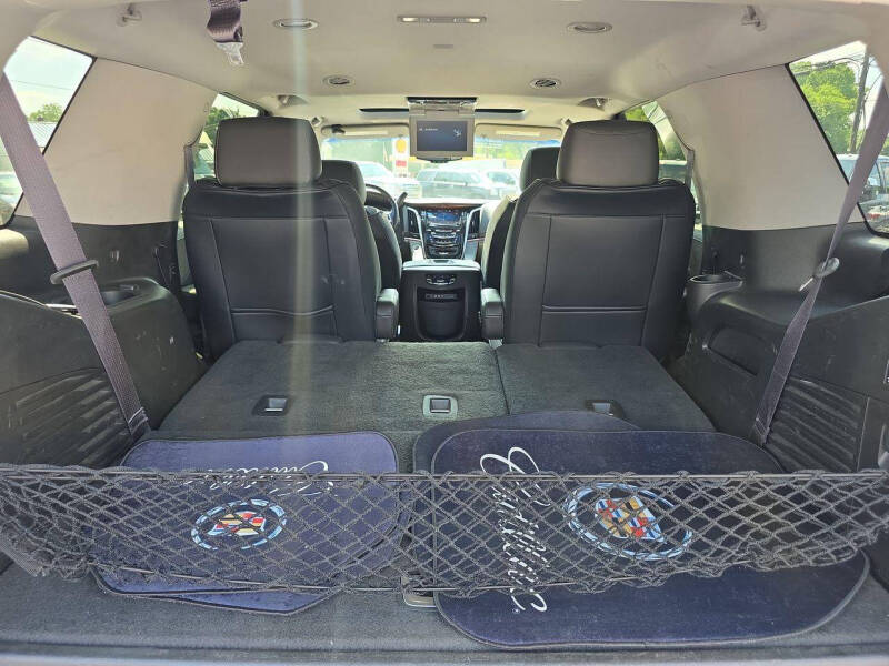 2015 Cadillac Escalade Luxury