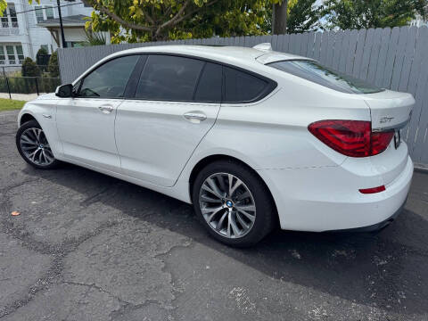 2012 BMW 5 Series 550i Gran Turismo