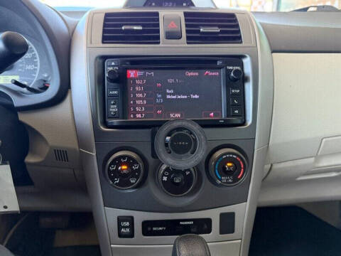 2013 Toyota Corolla LE