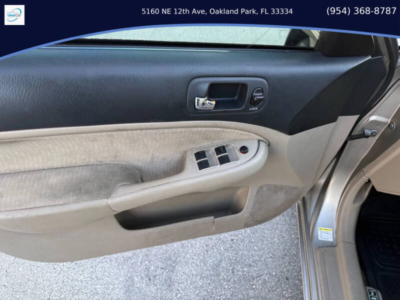 2003 Honda Civic Hybrid