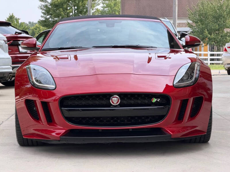 2016 Jaguar F-TYPE R