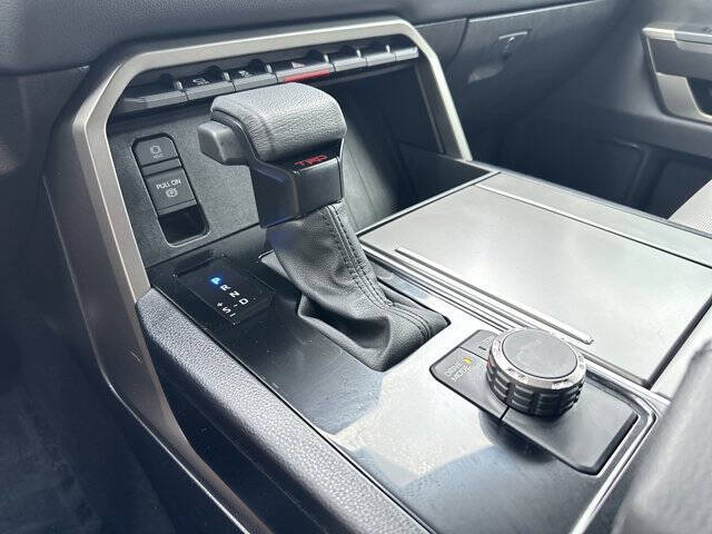 2025 Toyota Sequoia SR5