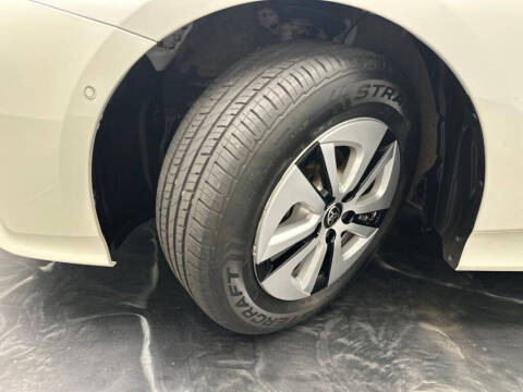 2018 Toyota Prius Three