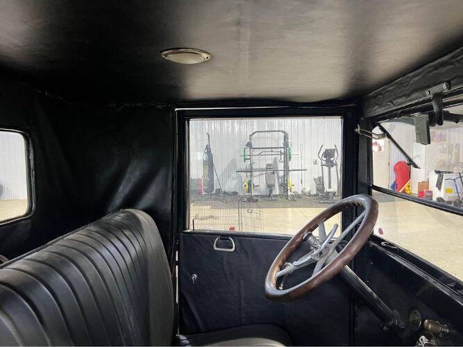 1924 Oldsmobile Model 30