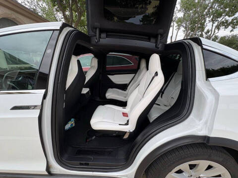 2018 Tesla Model X 75D