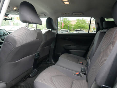 2021 Toyota Highlander LE