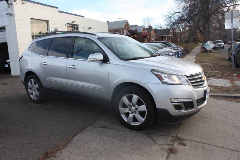 2017 Chevrolet Traverse LT