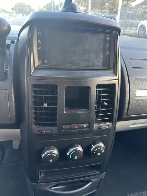 2009 Dodge Grand Caravan SE