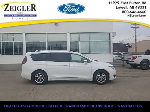 2020 Chrysler Pacifica for sale at Zeigler Ford of Plainwell- Jeff Bishop - Zeigler Ford of Lowell in Lowell MI