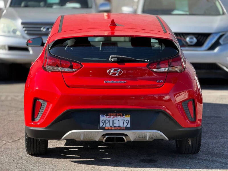 2019 Hyundai Veloster