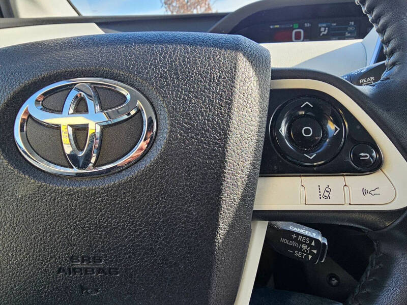 2018 Toyota Prius Three Touring