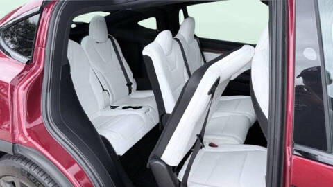 2023 Tesla Model X Standard Range