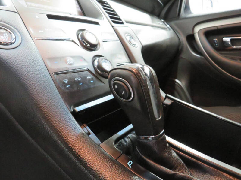 2015 Ford Taurus SEL