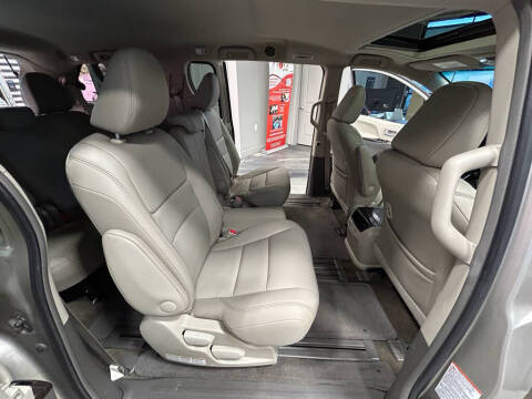 2017 Toyota Sienna