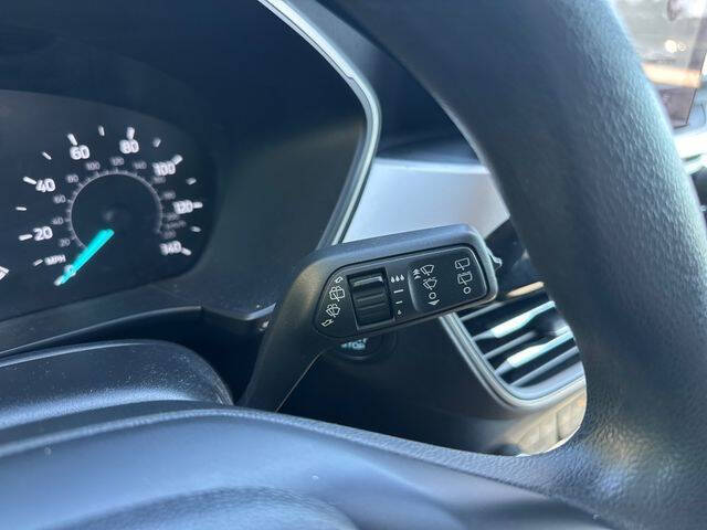 2020 Ford Escape SE