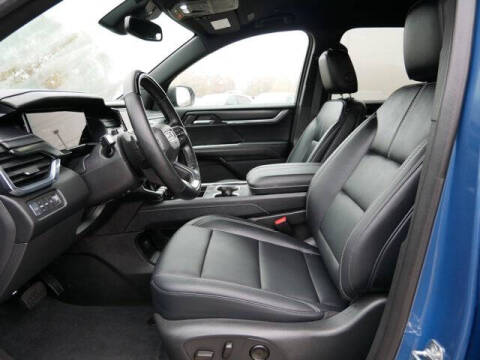 2024 GMC Acadia Elevation