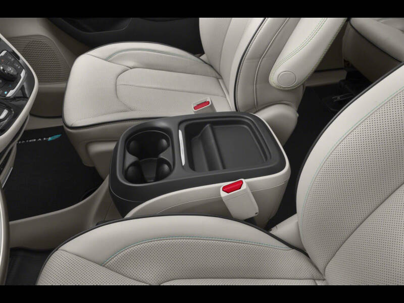 2017 Chrysler Pacifica Hybrid Platinum