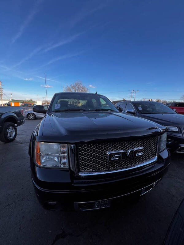 2011 GMC Sierra 1500 for sale at AUTOPLEX OF MILWAUKEE in Milwaukee WI