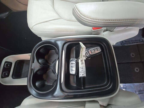2017 Chrysler Pacifica Touring-L