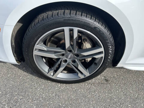 2018 Audi A4 2.0T quattro Premium Plus