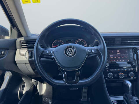 2020 Volkswagen Passat R-Line