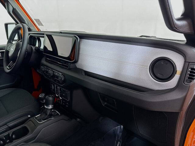 2025 Jeep Gladiator Willys